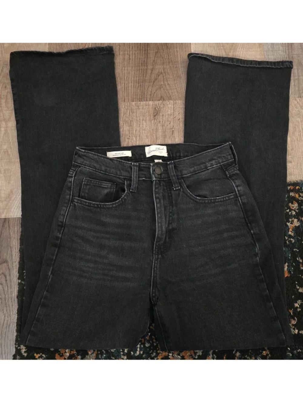 Universal Thread High Rise Flare Black Denim Jeans - Size 4R